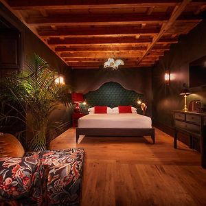 Suite met een King Size Bed